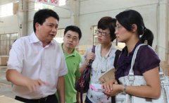 国仍正在废寝忘食地逃求着属于本人的抱